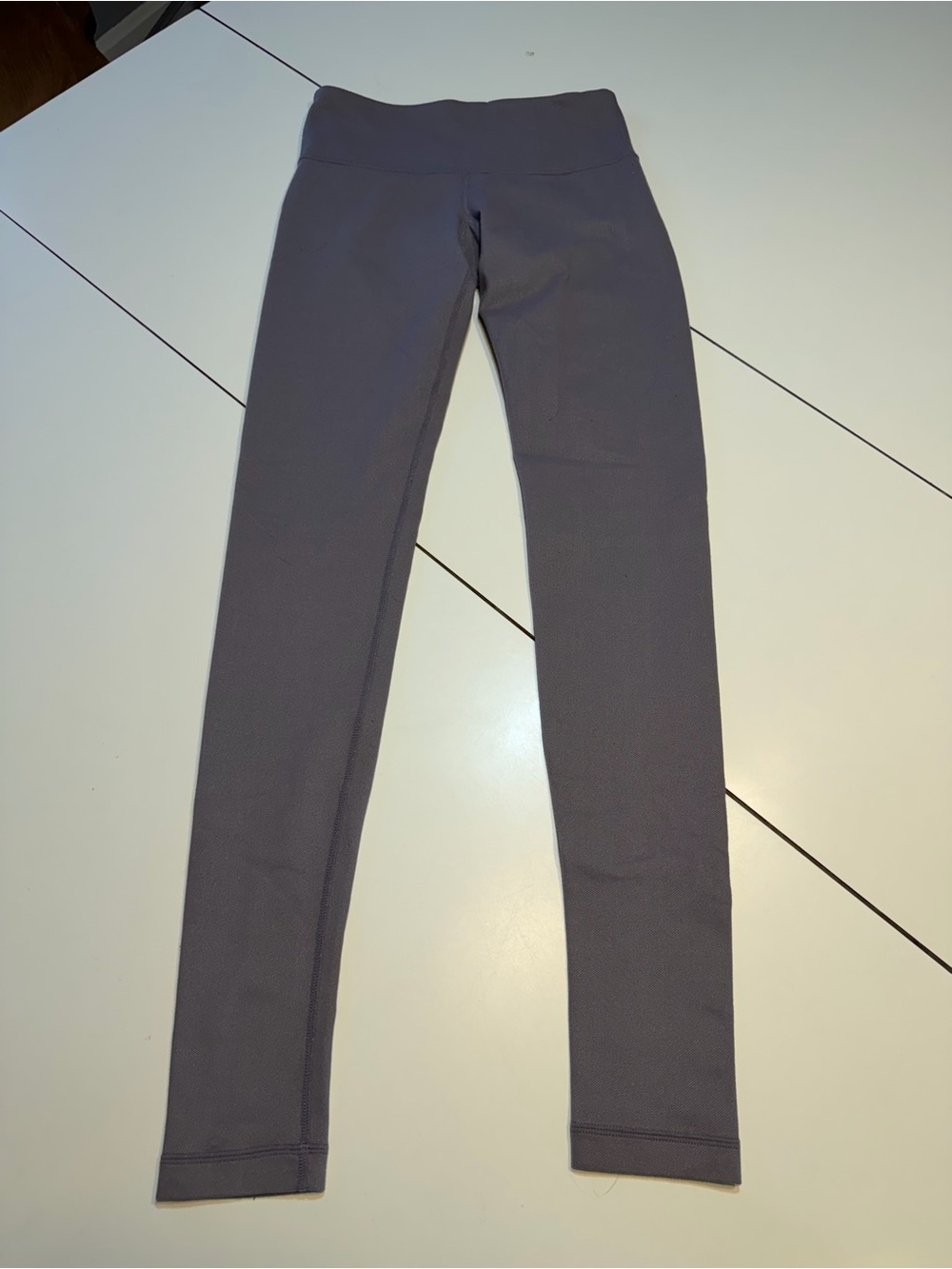Lululemon size 3 muted dusty purple tight knit leggings